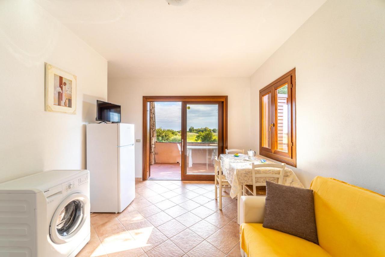 Iss Travel, Pedra Rosa 2 Bedroom Apartments With Private Terrace And Air Conditioning San Teodoro  Buitenkant foto